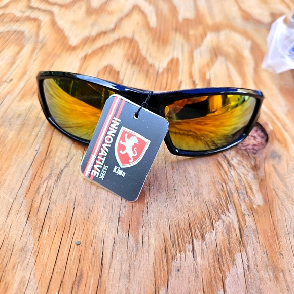 Khan Innovative Eyewear Black and Gold Sunglasses - Picture 3 of 16